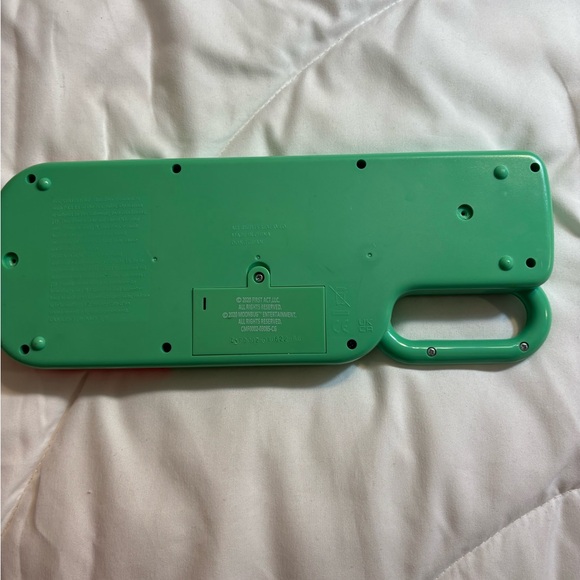 CoComelon First Act Musical Keyboard Piano Toy, 23 Keys - Multicolor - Picture 3 of 4